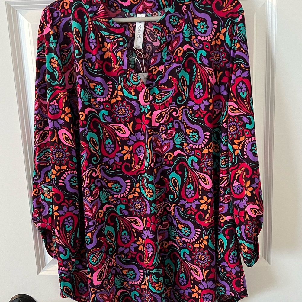 Dear Scarlett Multicolor Paisley Top Large